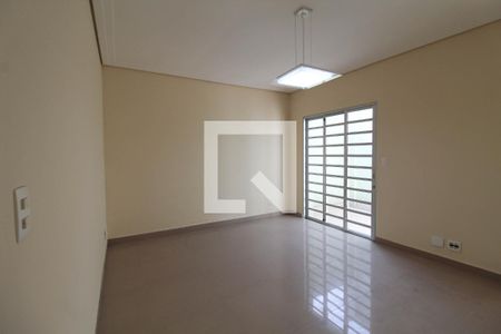 Sala de casa à venda com 3 quartos, 200m² em Mooca, São Paulo