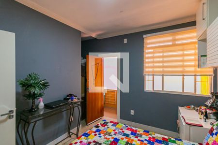 Quarto 1 de casa à venda com 2 quartos, 110m² em Havaí, Belo Horizonte