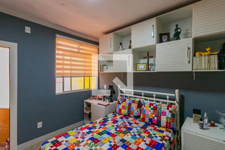 Quarto 1 de casa à venda com 2 quartos, 110m² em Havaí, Belo Horizonte