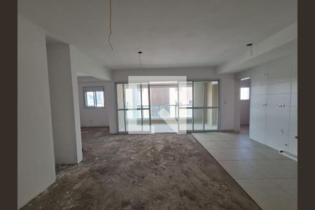 Apartamento à venda com 99m², 2 quartos e 2 vagasSala /Cozinha 