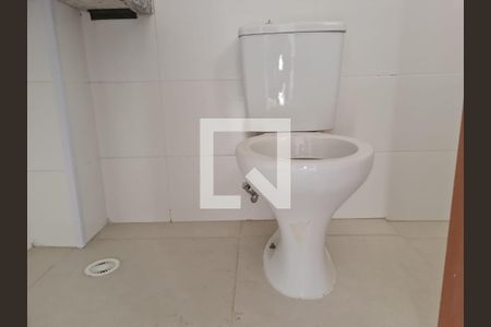 Apartamento à venda com 99m², 2 quartos e 2 vagas Apartamento à venda com 99m², 2 quartos e 2 vagasBanheiro da Suíte