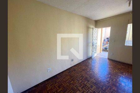 Sala de casa à venda com 3 quartos, 200m² em Riacho das Pedras, Contagem