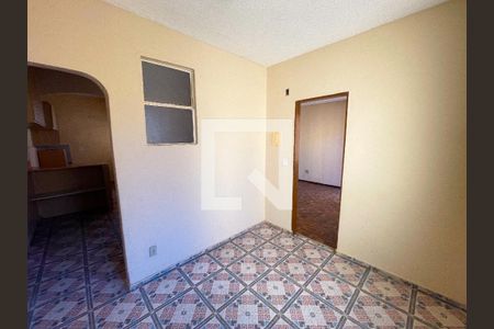 Copa de casa à venda com 3 quartos, 200m² em Monte Castelo, Contagem