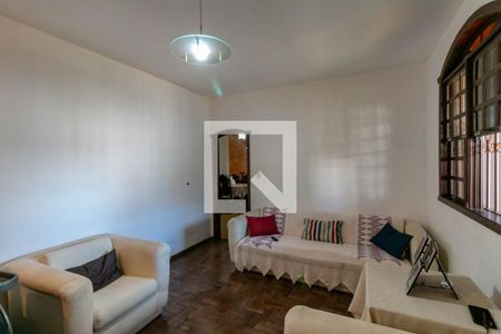 Sala de casa à venda com 3 quartos, 275m² em Alto Caiçaras, Belo Horizonte