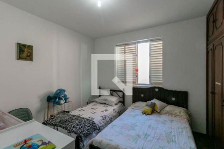 Quarto de casa à venda com 3 quartos, 275m² em Alto Caiçaras, Belo Horizonte