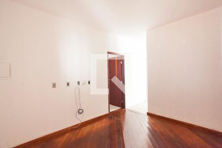 Sala de casa para alugar com 2 quartos, 130m² em Granada, Uberlândia