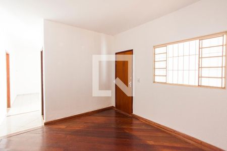 Sala de casa para alugar com 2 quartos, 130m² em Granada, Uberlândia