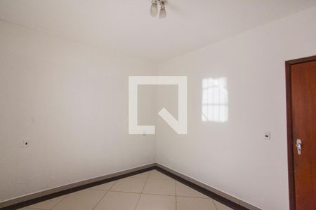 Quarto 1 de casa para alugar com 2 quartos, 130m² em Granada, Uberlândia