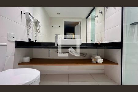 Studio para alugar com 26m², 1 quarto e sem vaga Studio para alugar com 26m², 1 quarto e sem vagaBanheiro