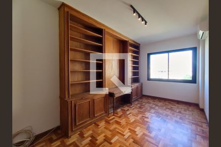 Quarto 1 de apartamento à venda com 3 quartos, 280m² em Copacabana, Rio de Janeiro