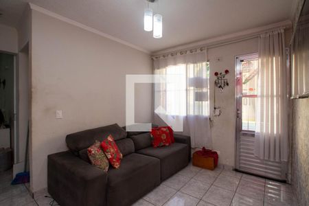 Sala de casa de condomínio para alugar com 2 quartos, 50m² em Jardim Maria Dirce, Guarulhos