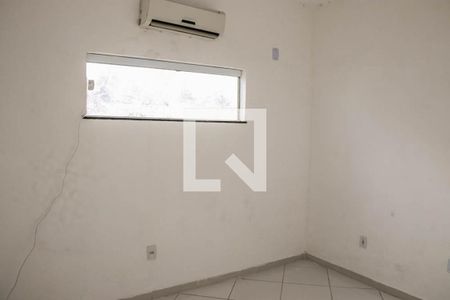 Quarto de kitnet/studio para alugar com 1 quarto, 37m² em Itapuã, Salvador