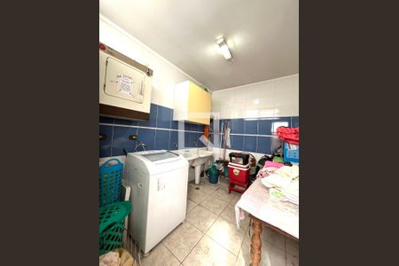 Casa para alugar com 465m², 5 quartos e 6 vagas Casa para alugar com 465m², 5 quartos e 6 vagasÁrea de Serviço