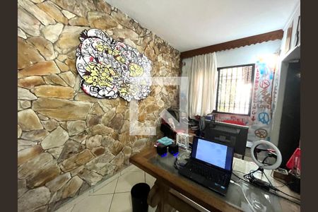 Casa para alugar com 465m², 5 quartos e 6 vagas Casa para alugar com 465m², 5 quartos e 6 vagasEscritório