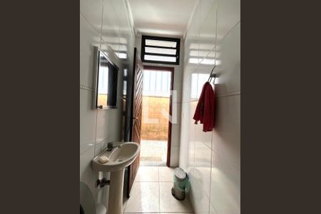 Casa para alugar com 465m², 5 quartos e 6 vagas Casa para alugar com 465m², 5 quartos e 6 vagasBanheiro de serviço