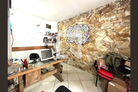 Casa para alugar com 465m², 5 quartos e 6 vagas Casa para alugar com 465m², 5 quartos e 6 vagasEscritório