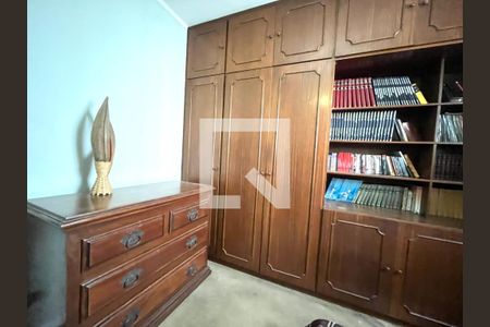 Casa para alugar com 465m², 5 quartos e 6 vagas Casa para alugar com 465m², 5 quartos e 6 vagasQuarto 3