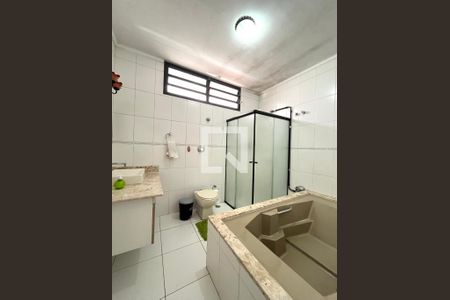 Casa para alugar com 465m², 5 quartos e 6 vagas Casa para alugar com 465m², 5 quartos e 6 vagasBanheiro da Suíte