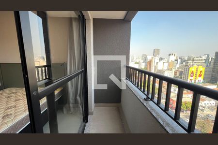 Sacada de kitnet/studio para alugar com 1 quarto, 26m² em Pinheiros, São Paulo