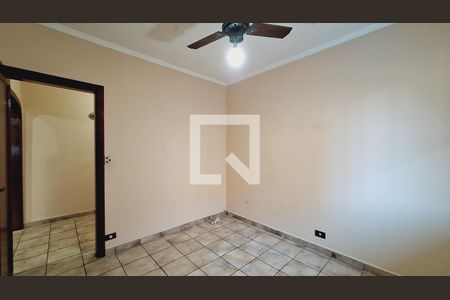 Quarto de apartamento para alugar com 1 quarto, 37m² em Vila Tupi, Praia Grande