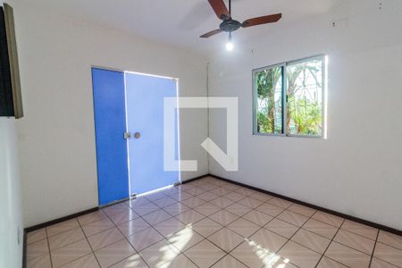 Quarto de casa para alugar com 2 quartos, 80m² em Barreiros, São José