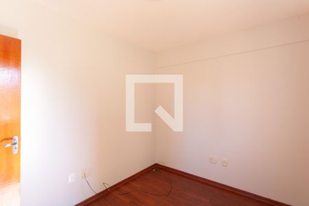 Quarto 1 de apartamento para alugar com 2 quartos, 55m² em Manacás, Belo Horizonte