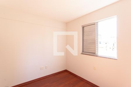 Quarto 1 de apartamento para alugar com 2 quartos, 55m² em Manacás, Belo Horizonte