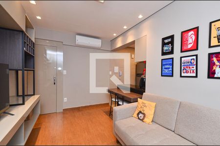 Sala de apartamento à venda com 1 quarto, 38m² em Carmo, Belo Horizonte