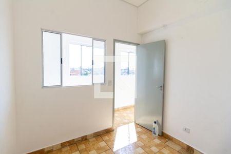 Quarto 1 de casa para alugar com 2 quartos, 75m² em Cipava, Osasco