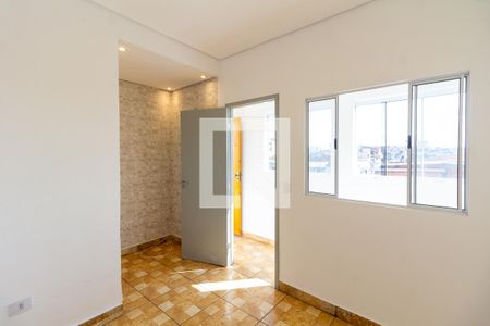 Sala de casa para alugar com 2 quartos, 75m² em Cipava, Osasco