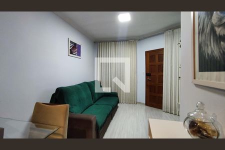 Sala de casa à venda com 2 quartos, 70m² em Parque Xangri-lá, Contagem