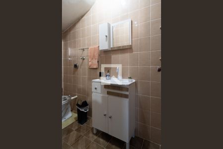 Lavabo de casa à venda com 5 quartos, 228m² em Medianeira, Porto Alegre