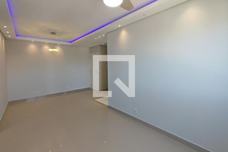 Sala de apartamento para alugar com 2 quartos, 50m² em Jardim do Lago Continuação, Campinas