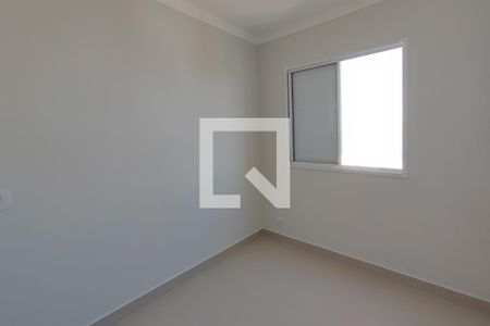 Quarto 2 de apartamento para alugar com 2 quartos, 50m² em Jardim do Lago Continuação, Campinas