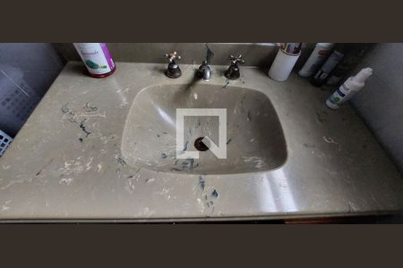 Casa para alugar com 379m², 3 quartos e 4 vagas Casa para alugar com 379m², 3 quartos e 4 vagasBanheiro 2