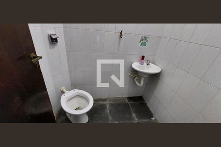 Casa para alugar com 379m², 3 quartos e 4 vagas Casa para alugar com 379m², 3 quartos e 4 vagasLavabo 1