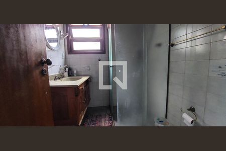 Casa para alugar com 379m², 3 quartos e 4 vagas Casa para alugar com 379m², 3 quartos e 4 vagasBanheiro 2