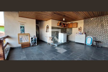 Casa para alugar com 379m², 3 quartos e 4 vagas Casa para alugar com 379m², 3 quartos e 4 vagasÁrea de Serviço