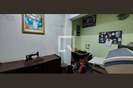 Casa para alugar com 379m², 3 quartos e 4 vagas Casa para alugar com 379m², 3 quartos e 4 vagasEscritório