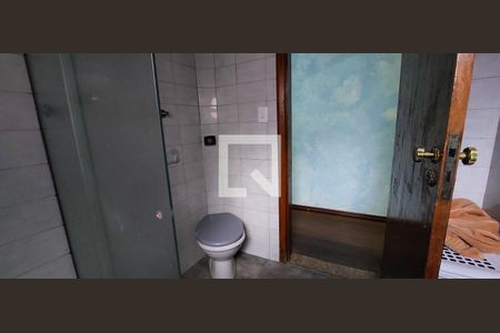 Casa para alugar com 379m², 3 quartos e 4 vagas Casa para alugar com 379m², 3 quartos e 4 vagasBanheiro 2