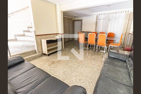 Sala de casa à venda com 3 quartos, 200m² em Vila Gomes Cardim, São Paulo