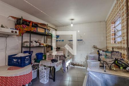 Casa à venda com 250m², 3 quartos e 4 vagas Casa à venda com 250m², 3 quartos e 4 vagasÁrea comum