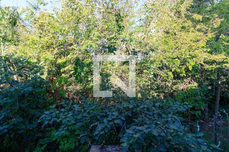 Casa à venda com 250m², 3 quartos e 4 vagas Casa à venda com 250m², 3 quartos e 4 vagasVista