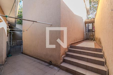 Casa à venda com 250m², 3 quartos e 4 vagas Casa à venda com 250m², 3 quartos e 4 vagasÁrea Externa