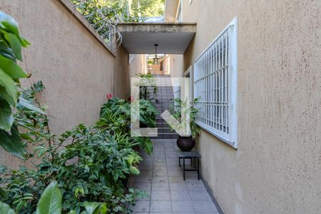 Casa à venda com 250m², 3 quartos e 4 vagas Casa à venda com 250m², 3 quartos e 4 vagasÁrea Externa
