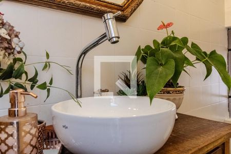 Casa à venda com 250m², 3 quartos e 4 vagas Casa à venda com 250m², 3 quartos e 4 vagasLavabo