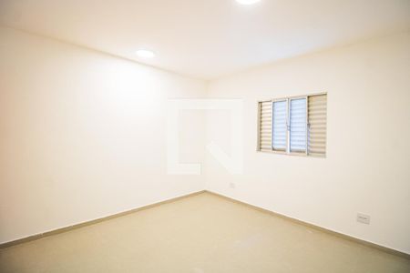 Quarto de casa para alugar com 2 quartos, 100m² em Vila Medeiros, São Paulo