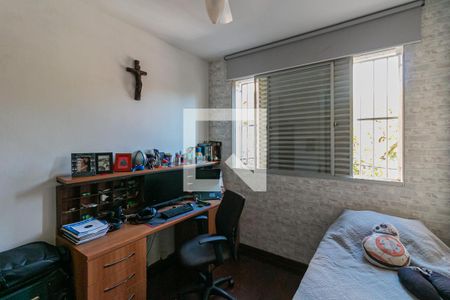 Quarto  de apartamento para alugar com 4 quartos, 130m² em Santo Antônio, Belo Horizonte