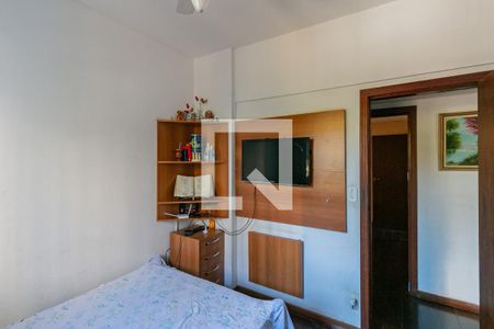 Quarto  de apartamento para alugar com 4 quartos, 130m² em Santo Antônio, Belo Horizonte