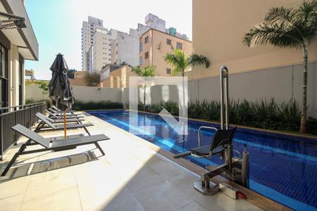 Studio para alugar com 25m², 1 quarto e sem vaga Studio para alugar com 25m², 1 quarto e sem vagaÁrea comum - Piscina